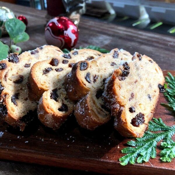 Landhaus - Marzipan Stollen. Traditional German Christstollen 350g